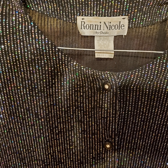 Dress - Picture 3 of 4